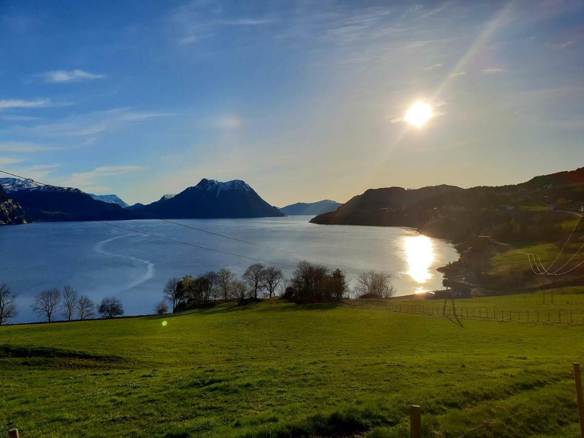 Fjords View Villa Sjøholt Екстериор снимка